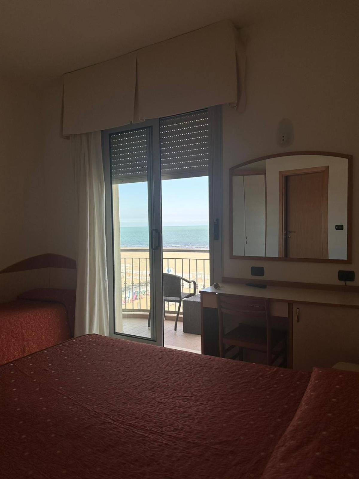 Hotel Ambra Rimini Room photo